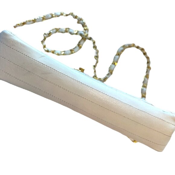 Vintage Chanel White Quilted Flap Bag | Gold Chain Classic - Picture 8 of 9